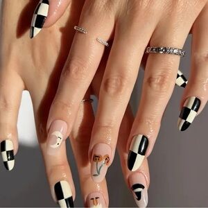 24-Piece Almond-Shaped Long Nail Set for Halloween